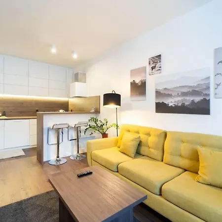 Apartmán Elegant In The Heart Of