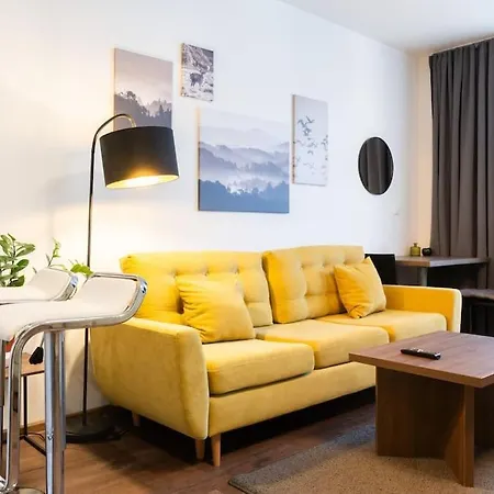 Elegant In The Heart Of Apartment *